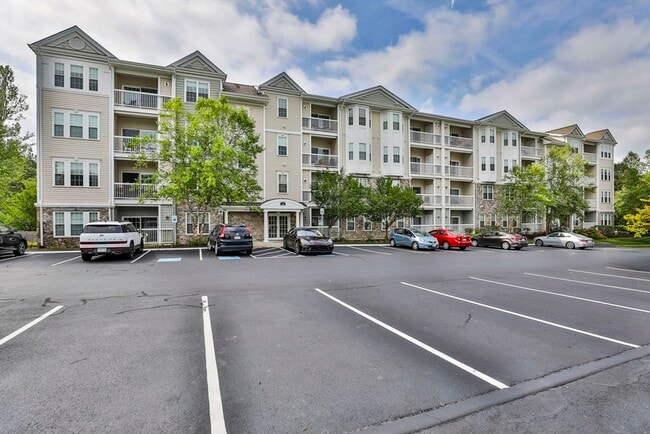 Building Photo - 57 Augustus Ct Unit 4008