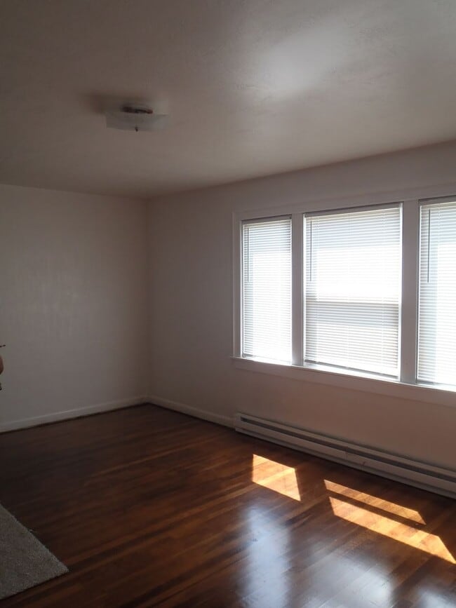 Photo - 2603 Unit #2