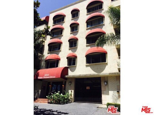 Photo - 10645 Wilshire Blvd Condominio Unidad 105