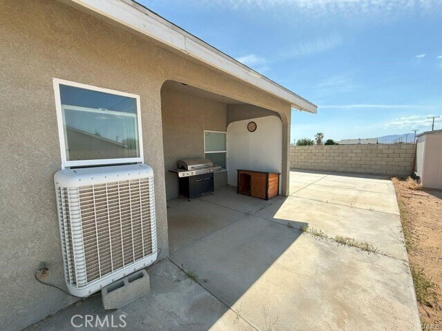 Photo - 9425 Evelyn Ave