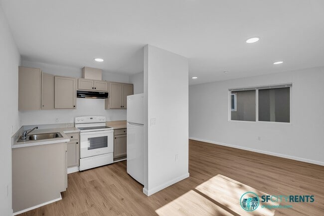 Photo - Pacifica: Remodeled 2 Bed 1 Bath w/ Garage & Fenced Yard in Sharp Park Unidad 137 Hilton Way