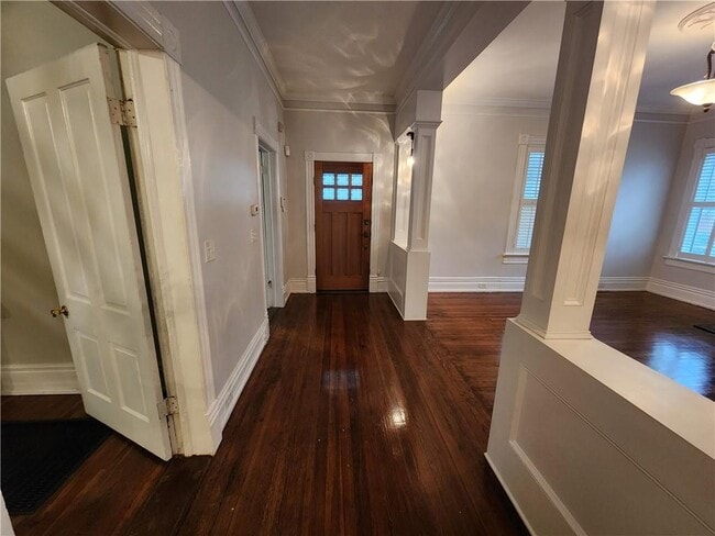 Photo - 1055 Longley Ave NW