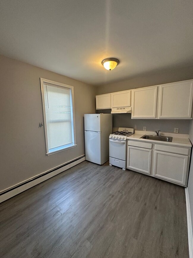 Photo - 35 N 10th St Unit B