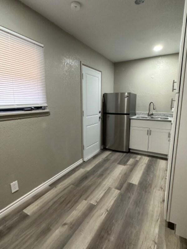 Photo - 8709 Lawson St Unit 3