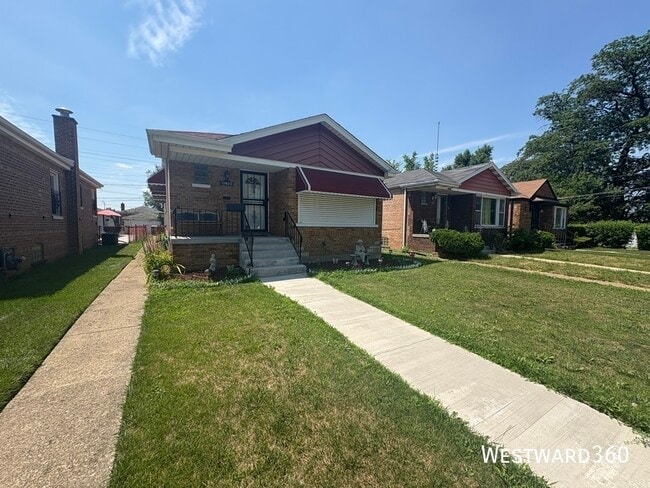 Building Photo - 13820 S Tracy- Rental