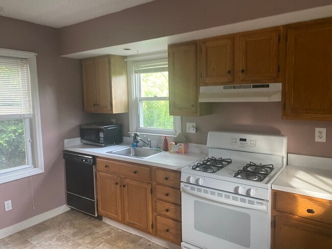 Kitchen - 3 N Swarthmore Ave Unit A