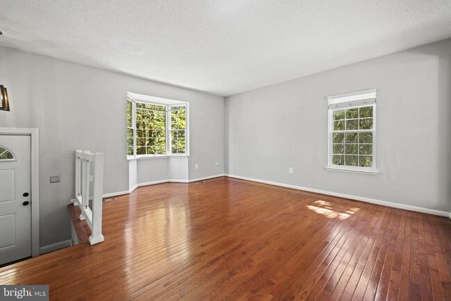 Photo - 2362 Hunters Square Ct