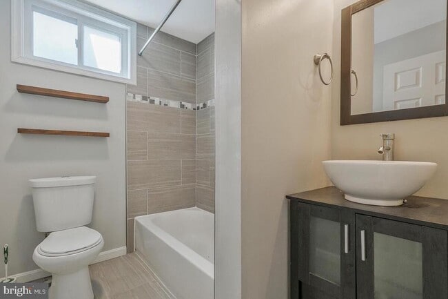 Photo - 1116 Ute Way