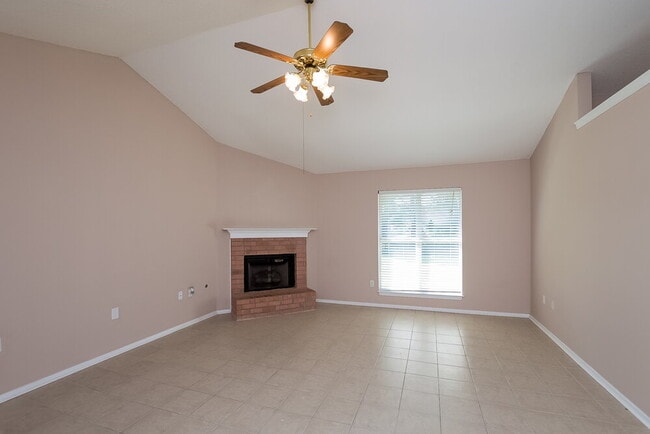 Photo - 10173 Oak Run Dr S