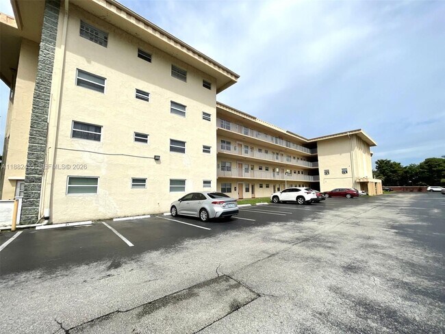 Photo - 4151 NW 41st St Unit 201