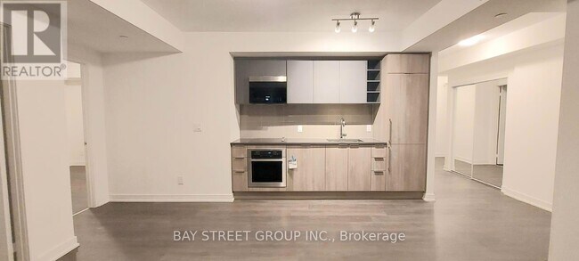 Photo - 2033 Kennedy Rd Unit 2303