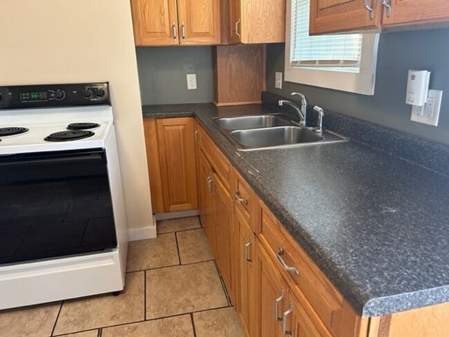 31 W Old Orchard Ave Unit 2