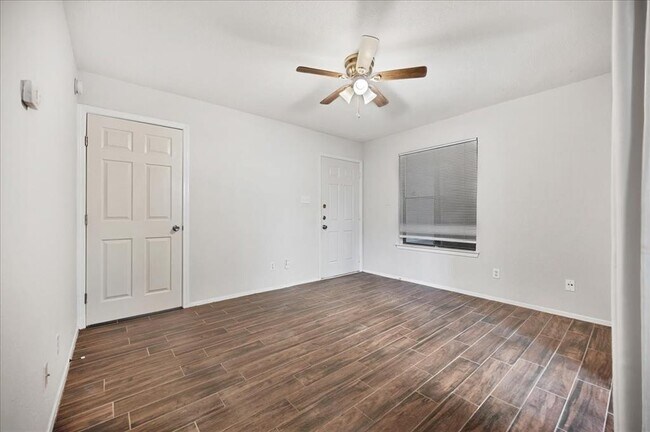 Photo - 2500 Burleson Rd Unit 707