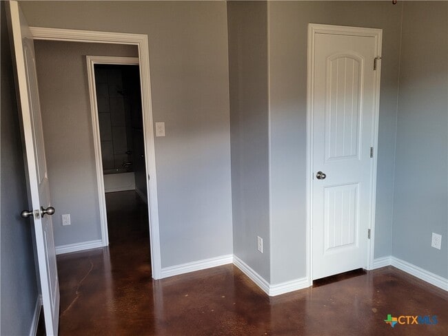 Photo - 1810 Castroville Trl Townhome