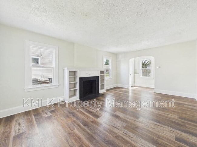 Photo - 575 Fernwood Dr