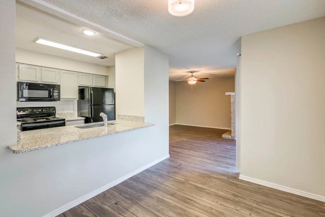 Photo - Turtle Creek Vista Apartments