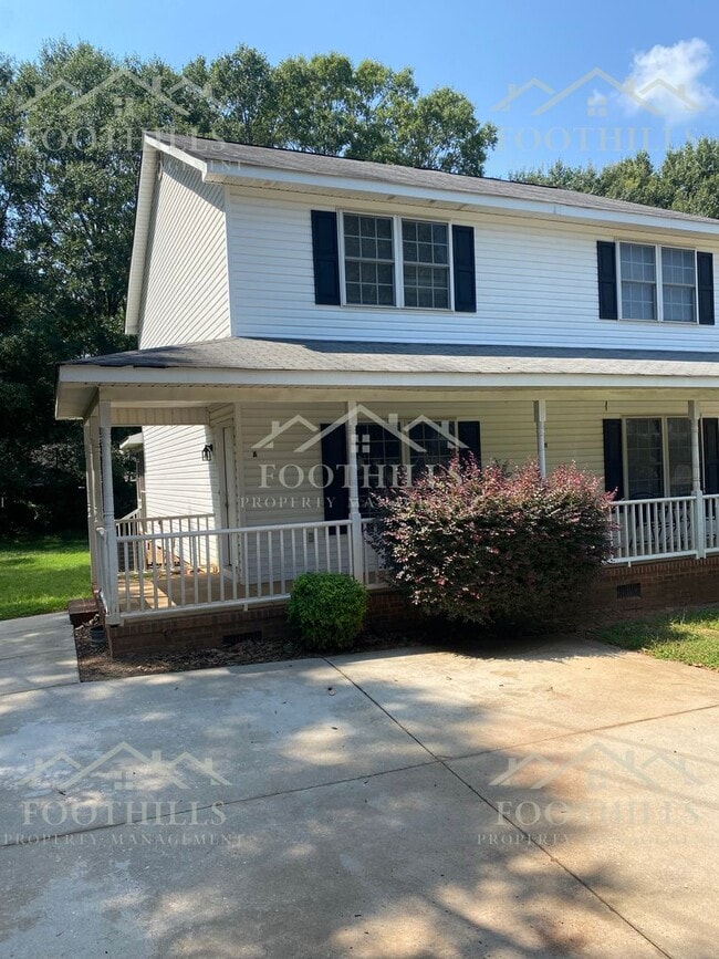 Building Photo - 101 Heatherbrook Ct Unit A Rental