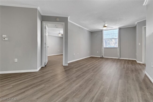 Building Photo - 8659 River Homes Lane Unit 1105