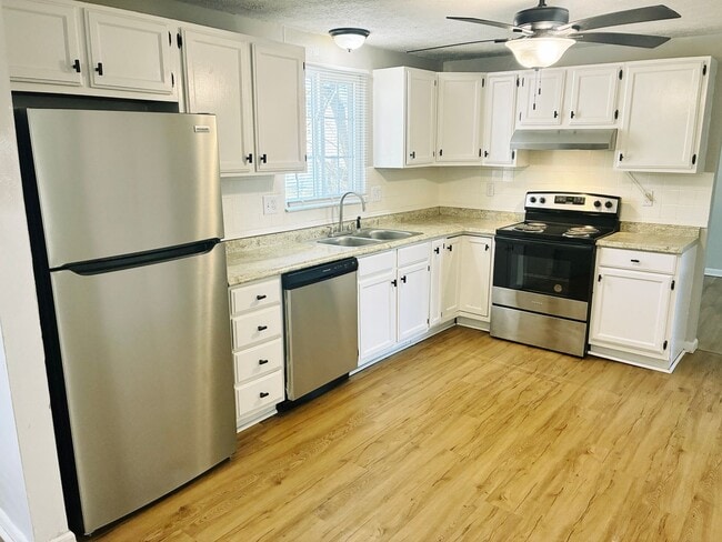 Photo - Wonderful house in Reynoldsburg, completely move-in ready!