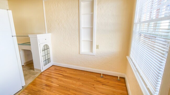 DINETTE - Rena Villa