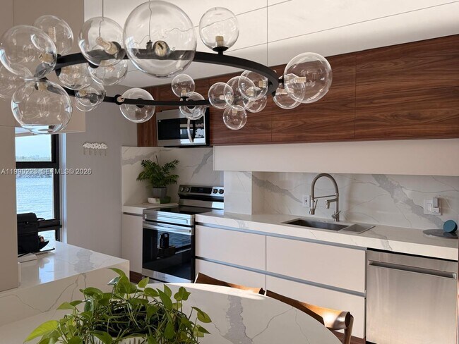 Photo - 3200 N Ocean Dr Unidad 303