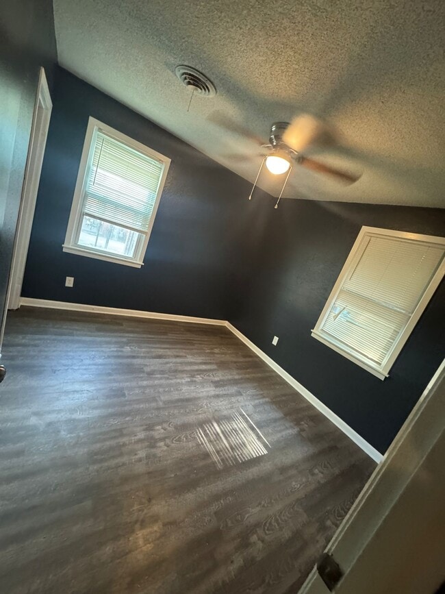 Photo - 1497 S McLean Blvd