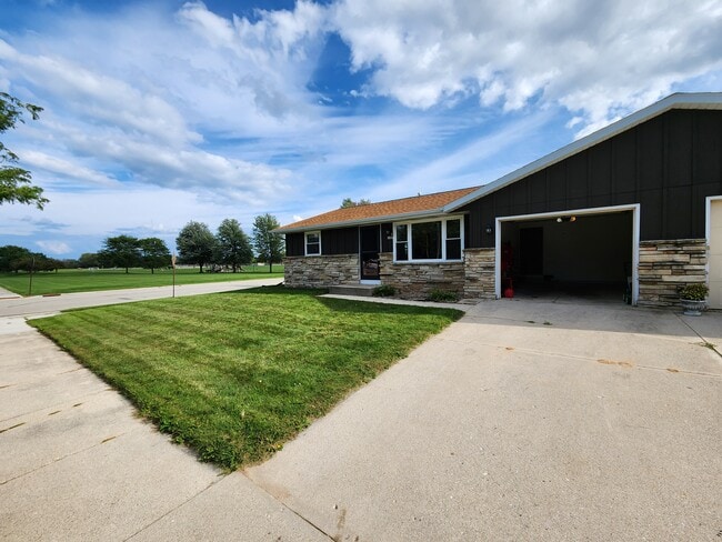 Building Photo - 3603 Geele Ave Rental