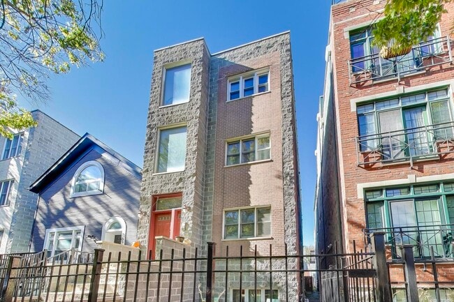 Photo - 1628 N Bell Ave Unit 2