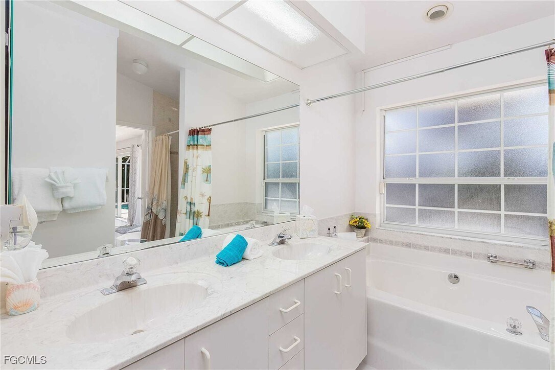 Photo - 2308 SE 27th St