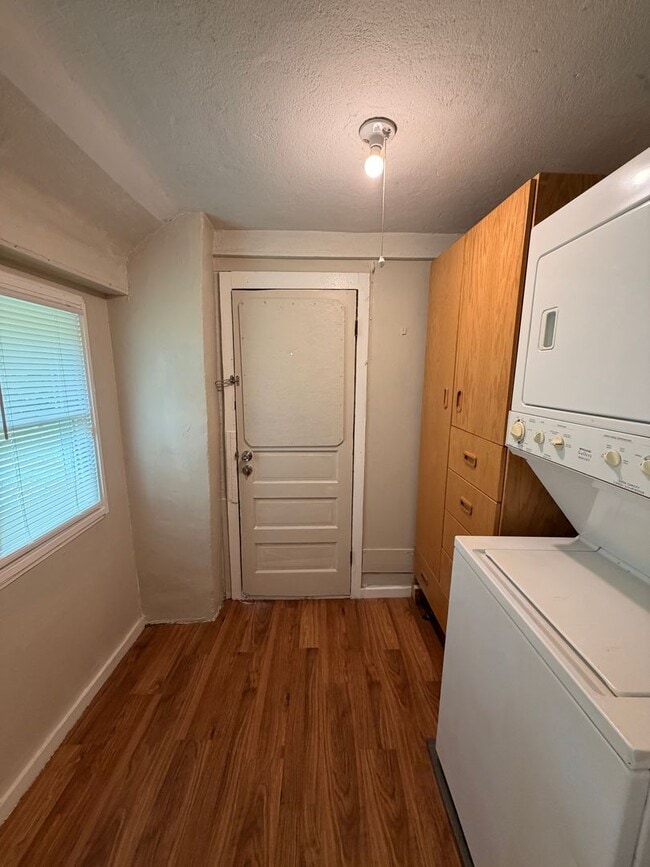 Photo - 1B/1BA | Newly Renovated Studio | 1-Car Covered Parking | Gated backyard