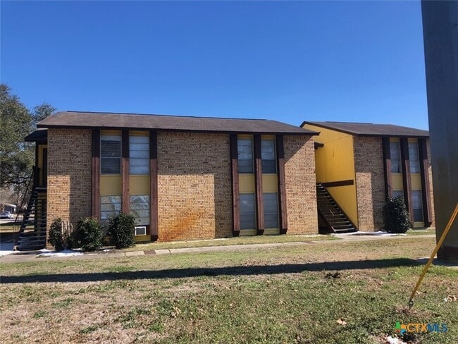 Building Photo - 903 S Magnolia Ave Unit 11
