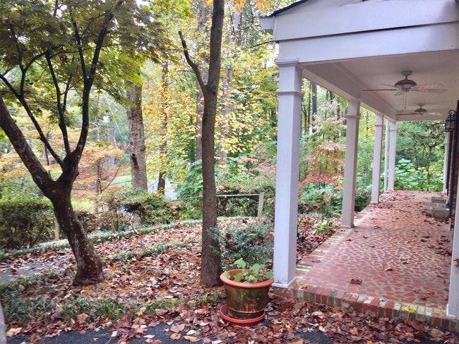 Photo - 4625 Kings Down Rd