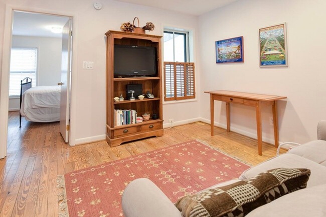 Photo - 1127 Independence Ave SE Unit ID446P