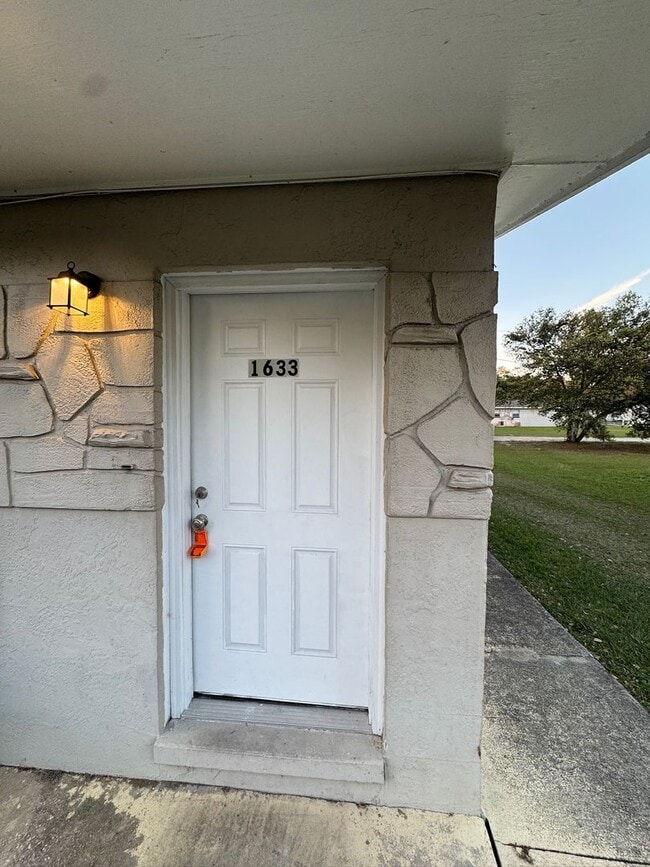 Photo - 1633 NE 70th St