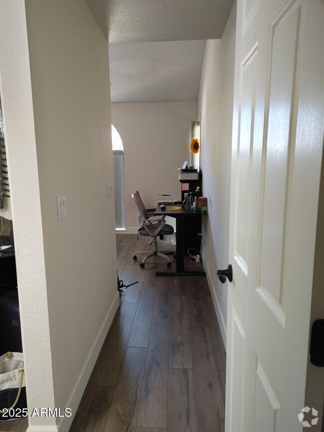 Building Photo - 11011 N 92nd St Unit 2082 Rental