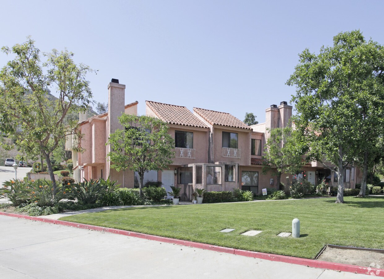 Photo - La Canada Hacienda Townhomes