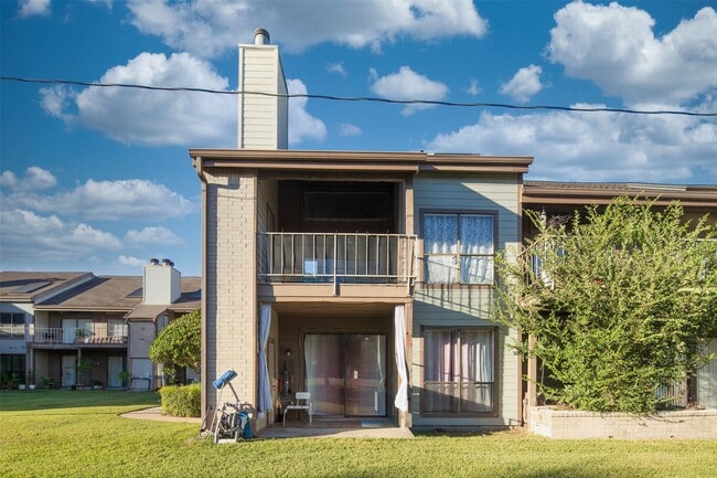 Photo - 8257 Sands Point Dr Unit 167