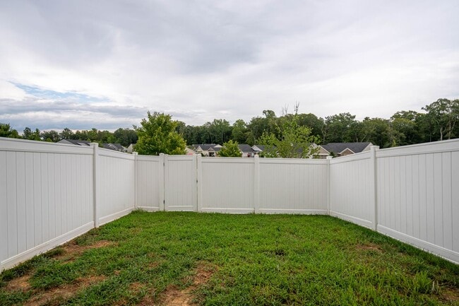 Photo - 351 Capeside Ct