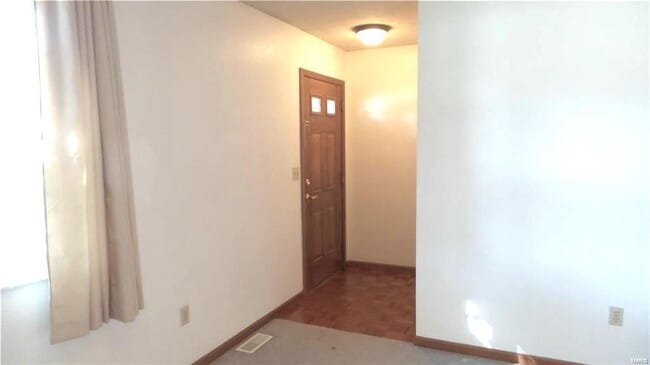 Photo - 105 Twin Oaks Dr