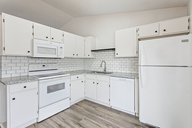 Photo - 4319 S Elizabeth Ave Unit 1