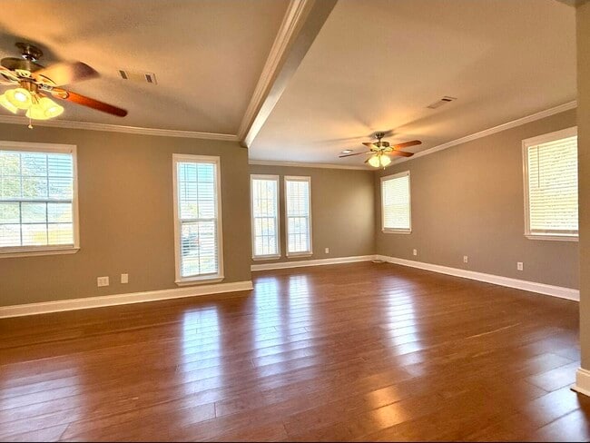 Photo - 223 Westmont Dr