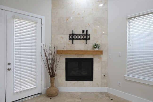 Photo - 1608 Patterson St Unidad A