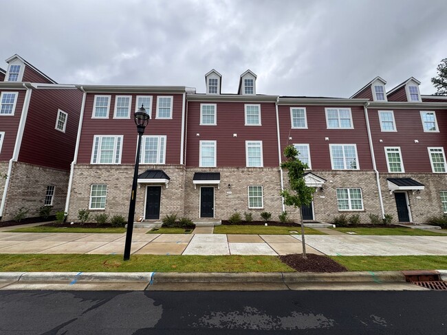 Lovely Colvard Farms Townhouse - Lovely Colvard Farms Townhouse