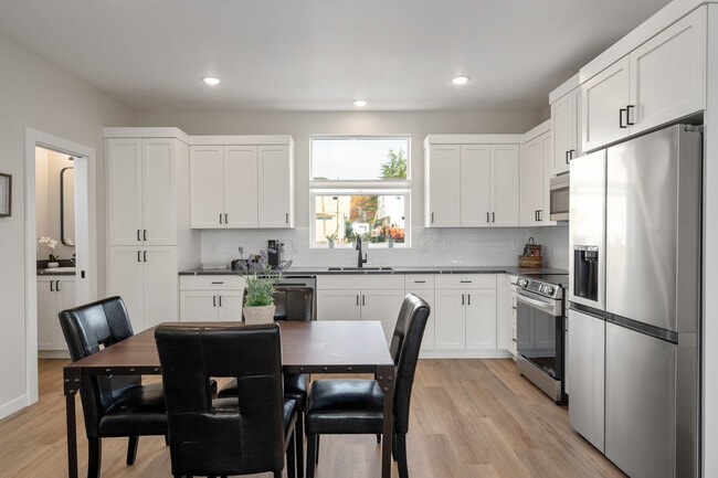 Photo - 2834 N Crater Ln