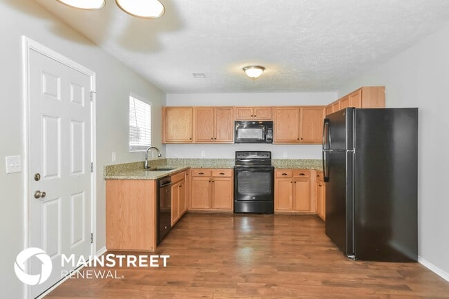 Photo - 2763 Sutherland Dr