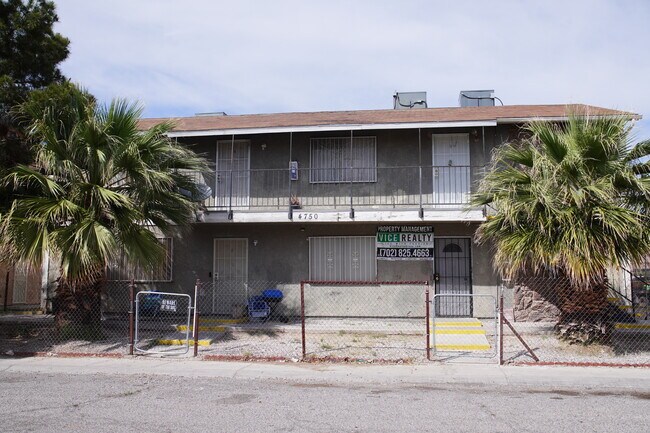 4750 Thunderbolt Ave Unidad 3
