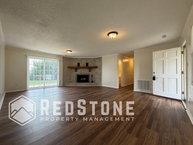 Photo - 3138 Whitesell Dr