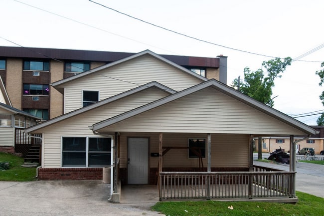 Photo - 416.5 S Dunn St Unit 1