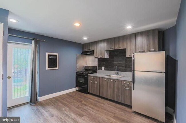 Photo - 2819 Bookert Dr