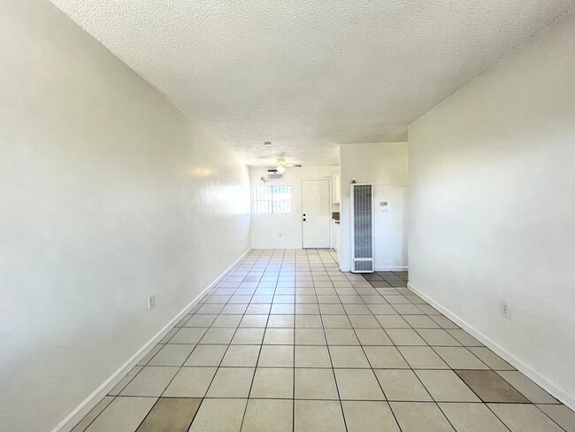 1594 Sepulveda Ave Unit B